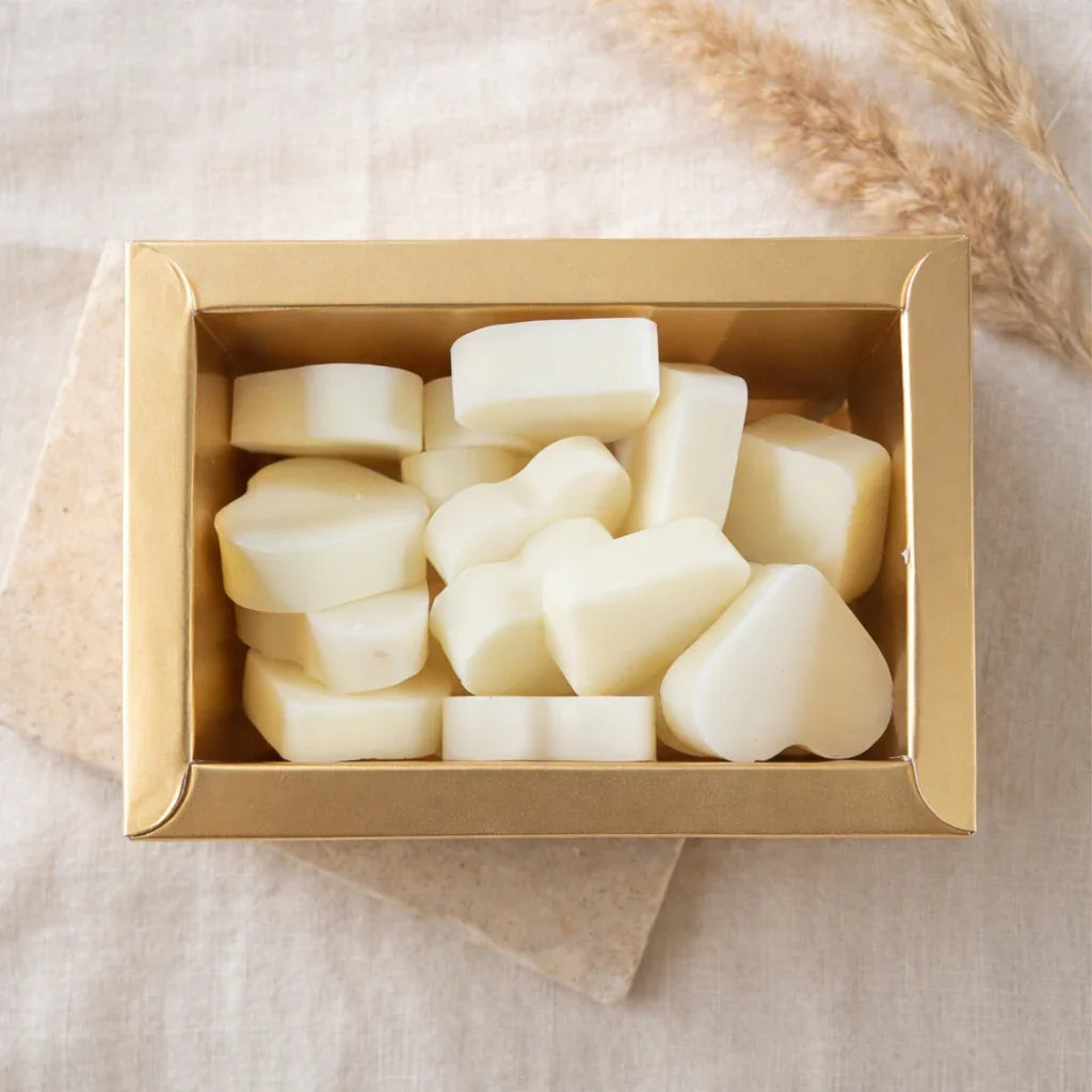 Floral Magic Wax Melt Box hand-poured Yorkshire wax melts with elegant floral fragrance, vegan-friendly luxury home scent approx 100g.
